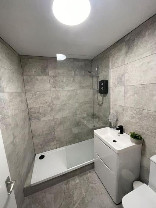 Modern 2 Bedroom City Apartment Glasgow Ngoại thất bức ảnh