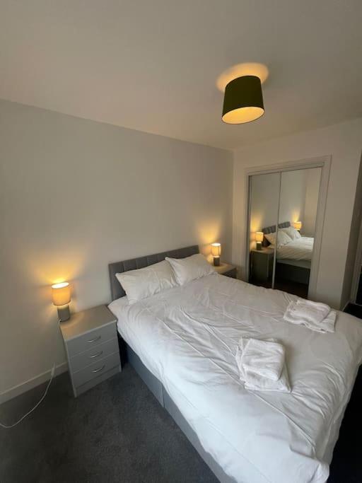 Modern 2 Bedroom City Apartment Glasgow Ngoại thất bức ảnh
